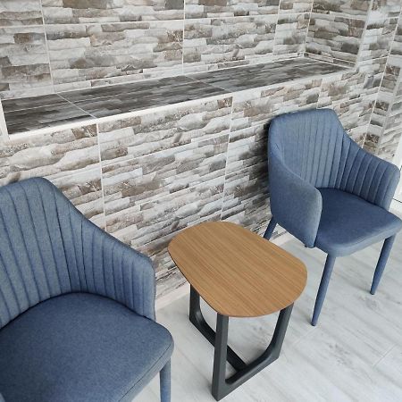 Yarovytsya Vip In The Center Apartman Luck Kültér fotó