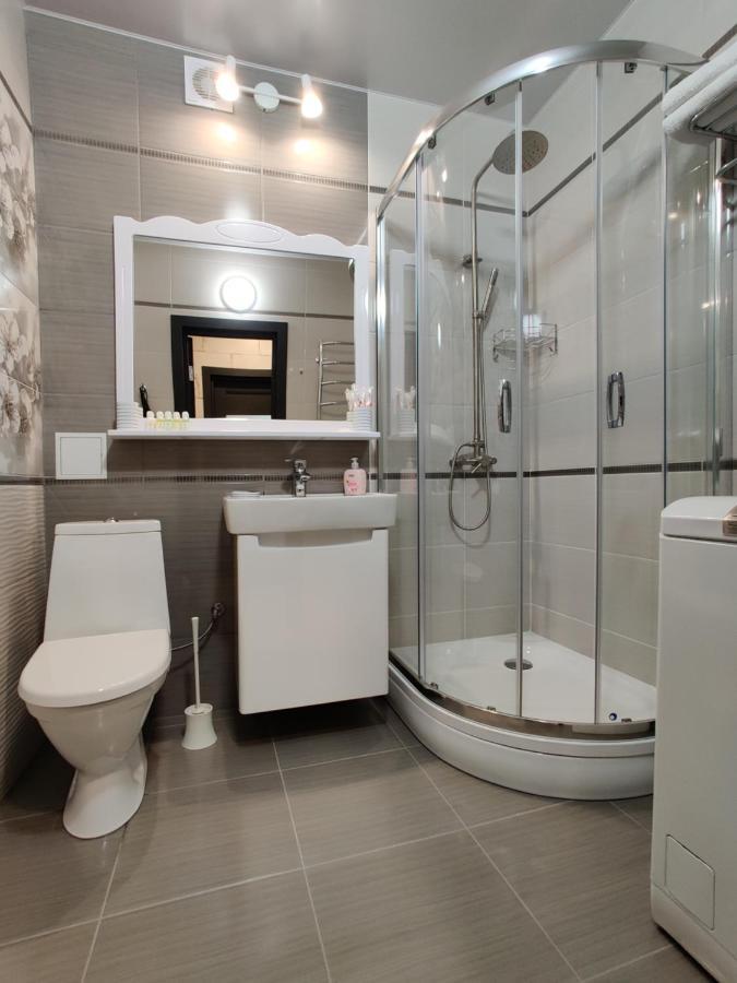 Yarovytsya Vip In The Center Apartman Luck Kültér fotó