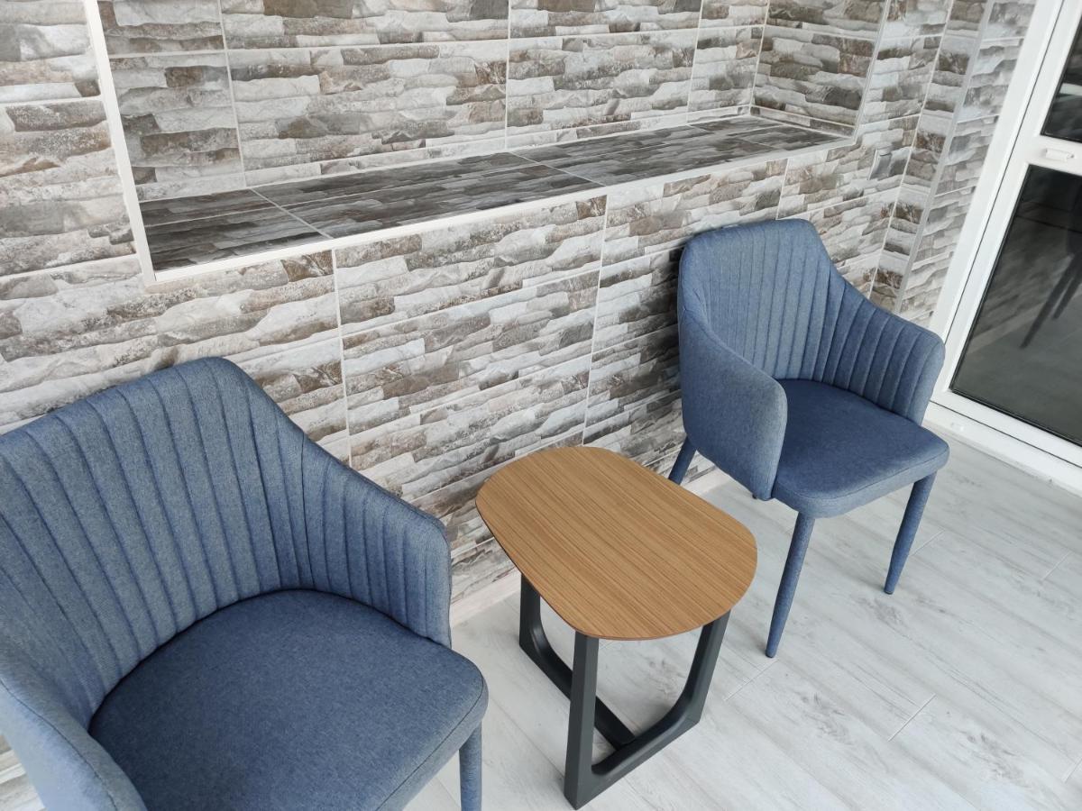 Yarovytsya Vip In The Center Apartman Luck Kültér fotó